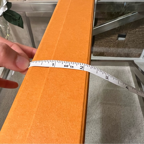 Small Louis Vuitton Magnetic Gift Box Set - Picture 13 of 16